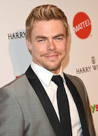 Derek Hough : derek-hough-1459376177.jpg