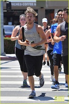 Derek Hough : derek-hough-1469293324.jpg