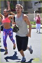 Derek Hough : derek-hough-1469293330.jpg