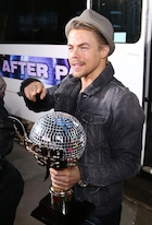 Derek Hough : derek-hough-1469293377.jpg