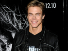 Derek Hough : derekhough_1281565839.jpg