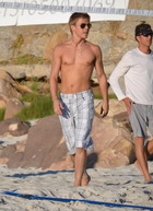 Derek Hough : derekhough_1295636183.jpg