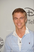 Derek Hough : derekhough_1299863243.jpg