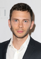 Devon Graye : devon-graye-1405996703.jpg