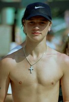 Devon Sawa : DSAW017.JPG