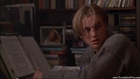 Devon Sawa : cap254.jpg