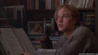 Devon Sawa : cap255.jpg