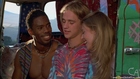 Devon Sawa : cap325.jpg