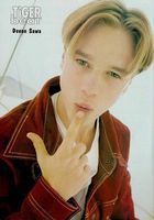 Devon Sawa : d0001.jpg