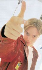 Devon Sawa : ds801.jpg