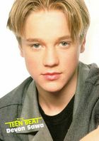 Devon Sawa : ds817.jpg