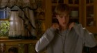 Devon Sawa : normal_hands050.jpg