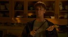 Devon Sawa : normal_hands202.jpg