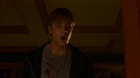 Devon Sawa : normal_hands273.jpg