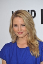 Dianna Agron : diannaagron_1258844657.jpg