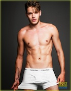 Dominic Sherwood : dominic-sherwood-1455498873.jpg