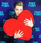 Dominic Sherwood : dominic-sherwood-1456126422.jpg