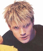 Dougie Poynter : TI4U_u1145294430.jpg