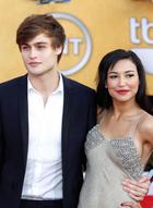 Douglas Booth : TI4U1370795051.jpg