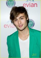 Douglas Booth : douglas-booth-1370794992.jpg