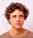 Douglas Smith : douglas-smith-1378304091.jpg