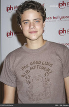 Douglas Smith : douglas_smith_1233065213.jpg