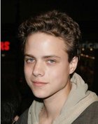 Douglas Smith : douglas_smith_1233093703.jpg