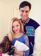 Dove Cameron : TI4U1393421691.jpg