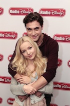 Dove Cameron : TI4U1469209321.jpg