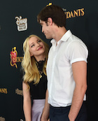 Dove Cameron : dove-cameron-1469467122.jpg