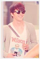 Drake Bell : drake-bell-1362818352.jpg
