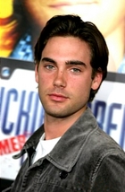 Drew Fuller : TI4U_u1140280103.jpg