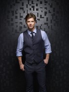 Drew Van Acker in Pretty Little Liars (Season 3), Uploaded by: Guest