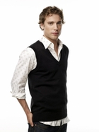 Dustin Milligan : dustin_milligan_1227199622.jpg