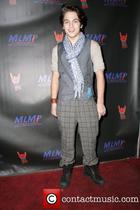 Dylan Sprayberry : dylan-sprayberry-1371052626.jpg