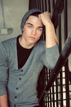 Dylan Sprayberry : dylan-sprayberry-1441582201.jpg