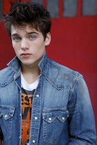 Dylan Sprayberry : dylan-sprayberry-1441582801.jpg