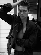 Dylan Sprayberry : dylan-sprayberry-1466278606.jpg