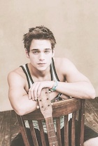 Dylan Sprayberry : dylan-sprayberry-1466710407.jpg