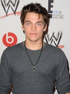 Dylan Sprayberry : dylan-sprayberry-1506145043.jpg