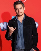 Dylan Sprouse : dylan-sprouse-1681185864.jpg