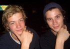 Edward Speleers : TI4U_u1174663213.jpg