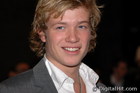 Edward Speleers : edward_speleers_1214543983.jpg