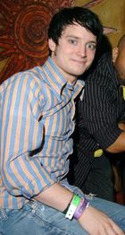 Elijah Wood : elijah_wood_1294085822.jpg