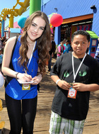 Elizabeth Gillies : elizabeth-gillies-1335401733.jpg