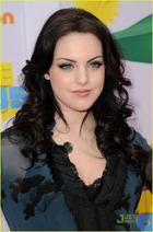 Elizabeth Gillies : elizabeth-gillies-1384115439.jpg