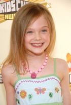 Elle Fanning : elle_fanning_1192647510.jpg