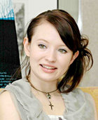 Emily Browning : TI4U_u1138232110.jpg