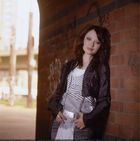 Emily Browning : TI4U_u1155325568.jpg