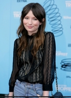 Emily Browning : emily_browning_1236183654.jpg